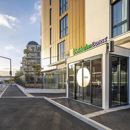 Holiday Inn Express Paris - Poissy By Ihg 외부 사진