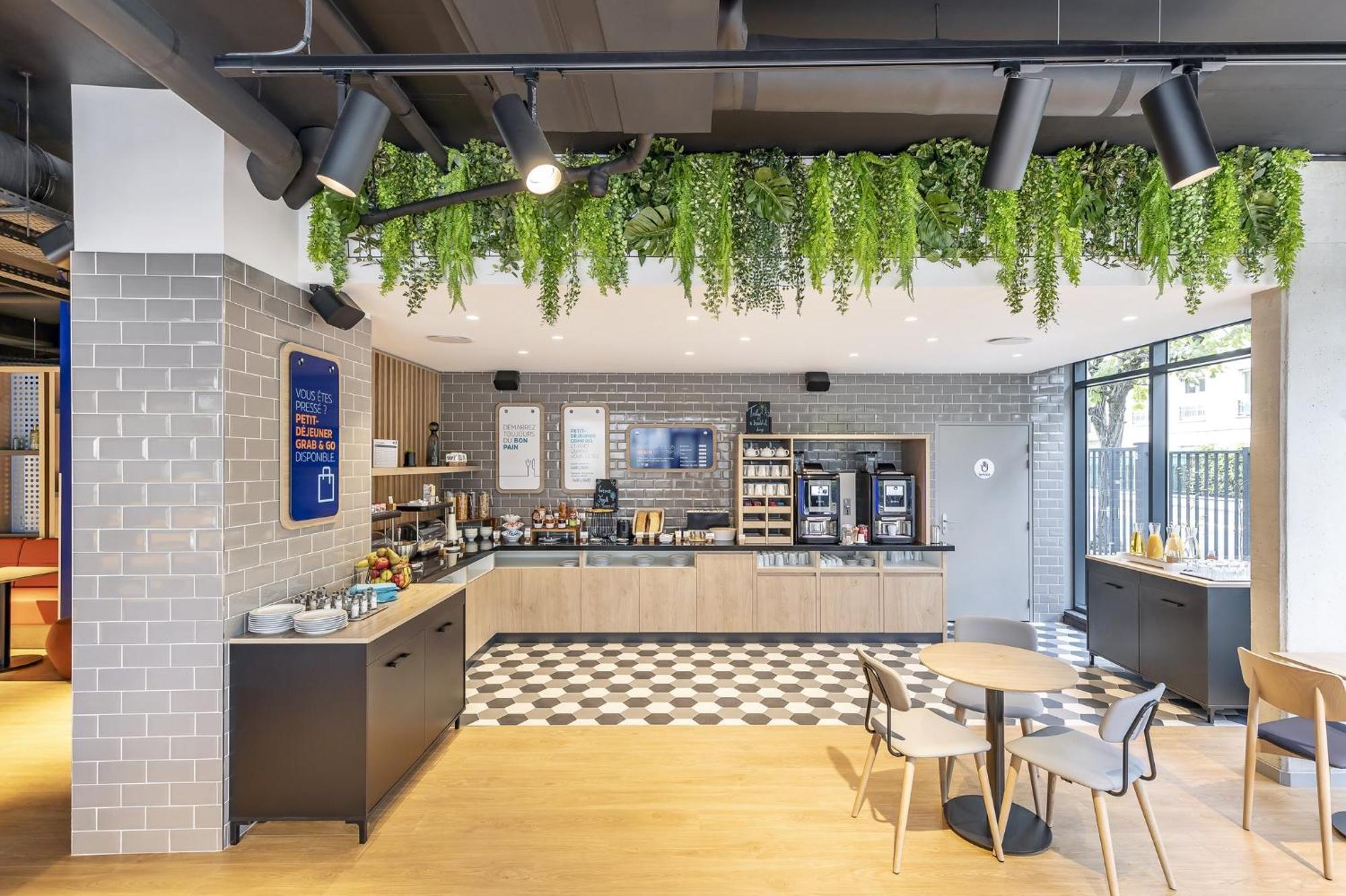 Holiday Inn Express Paris - Poissy By Ihg 외부 사진
