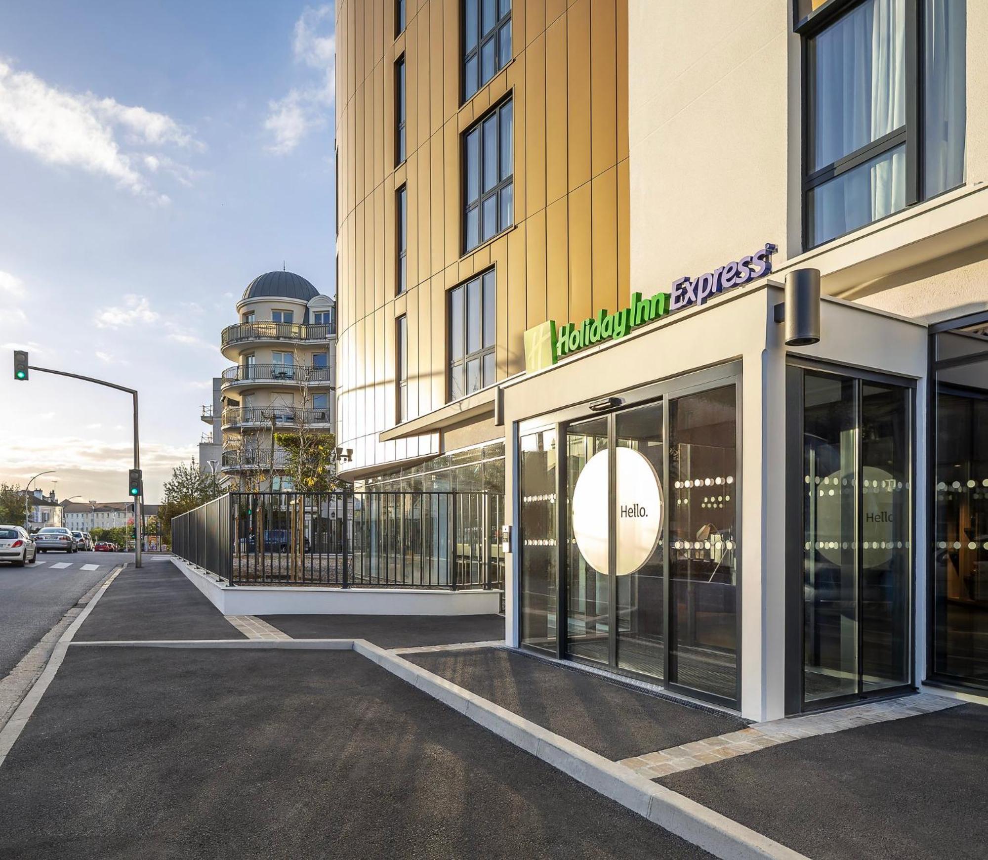 Holiday Inn Express Paris - Poissy By Ihg 외부 사진